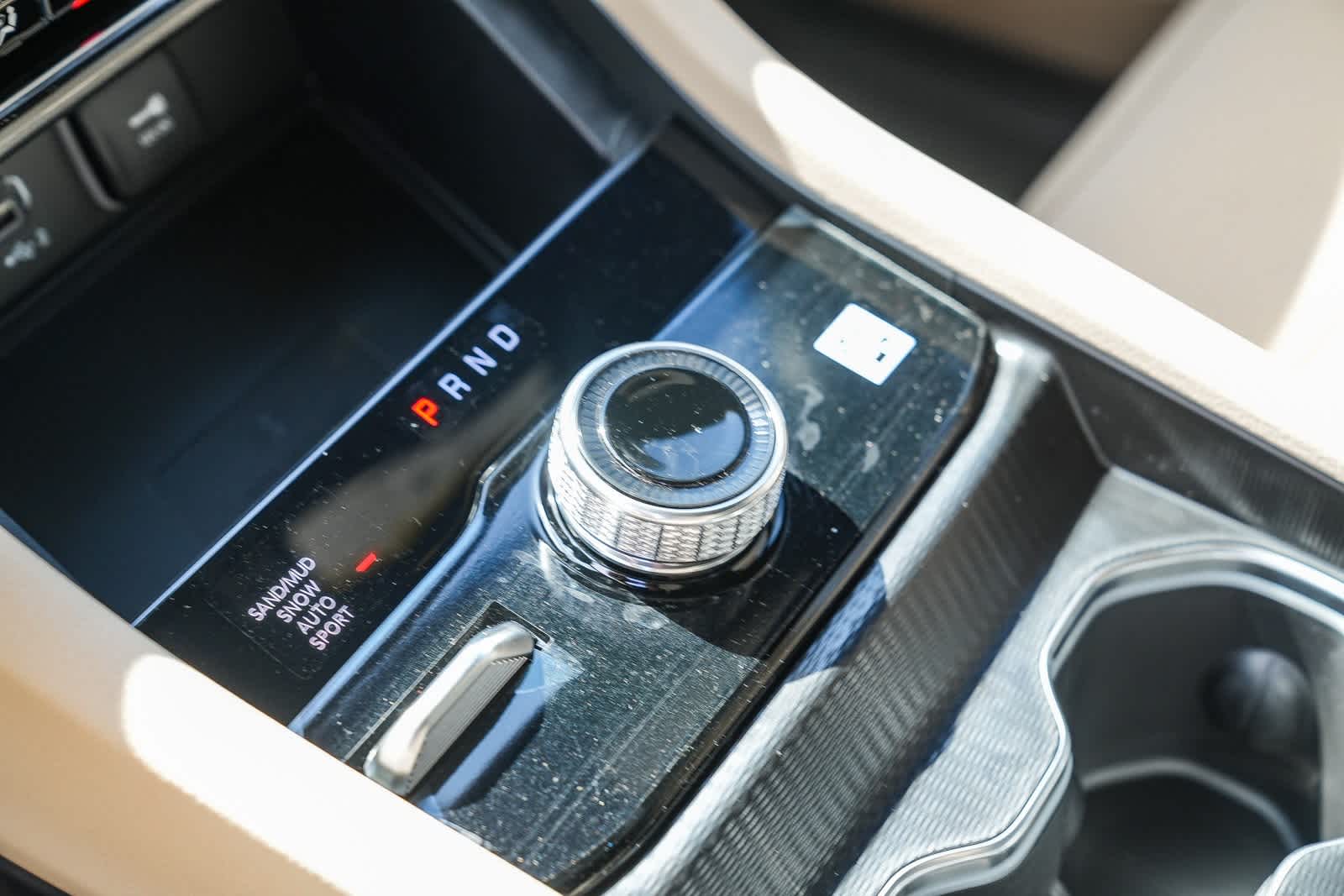 Thumbnail: 2025 Jeep Grand Cherokee - 20