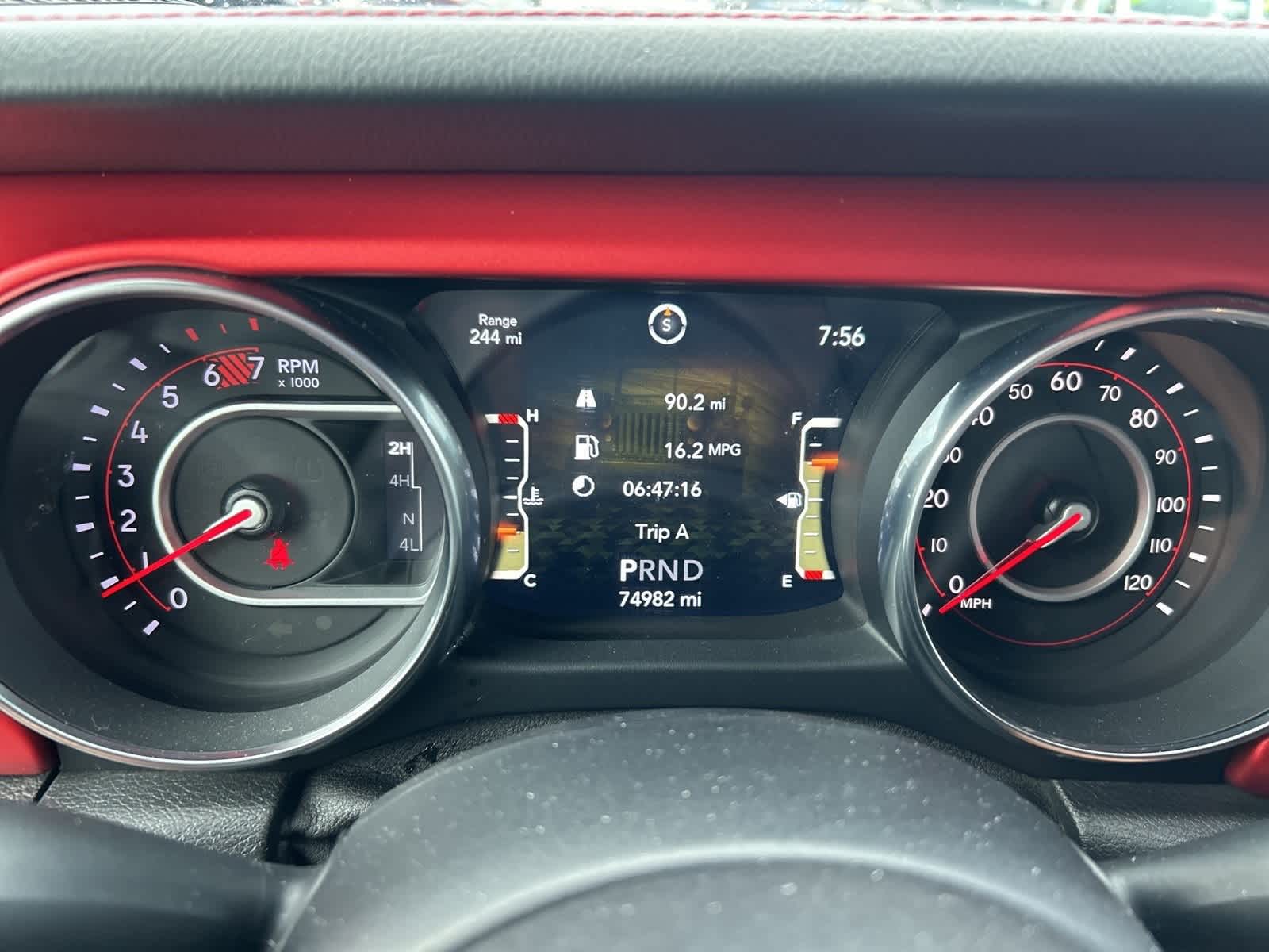 Thumbnail: 2019 Jeep Wrangler - 38