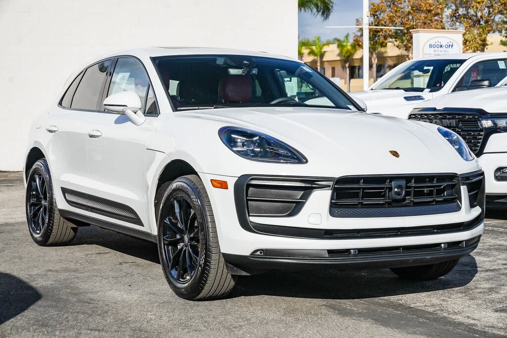 Used 2023 Porsche Macan SUV