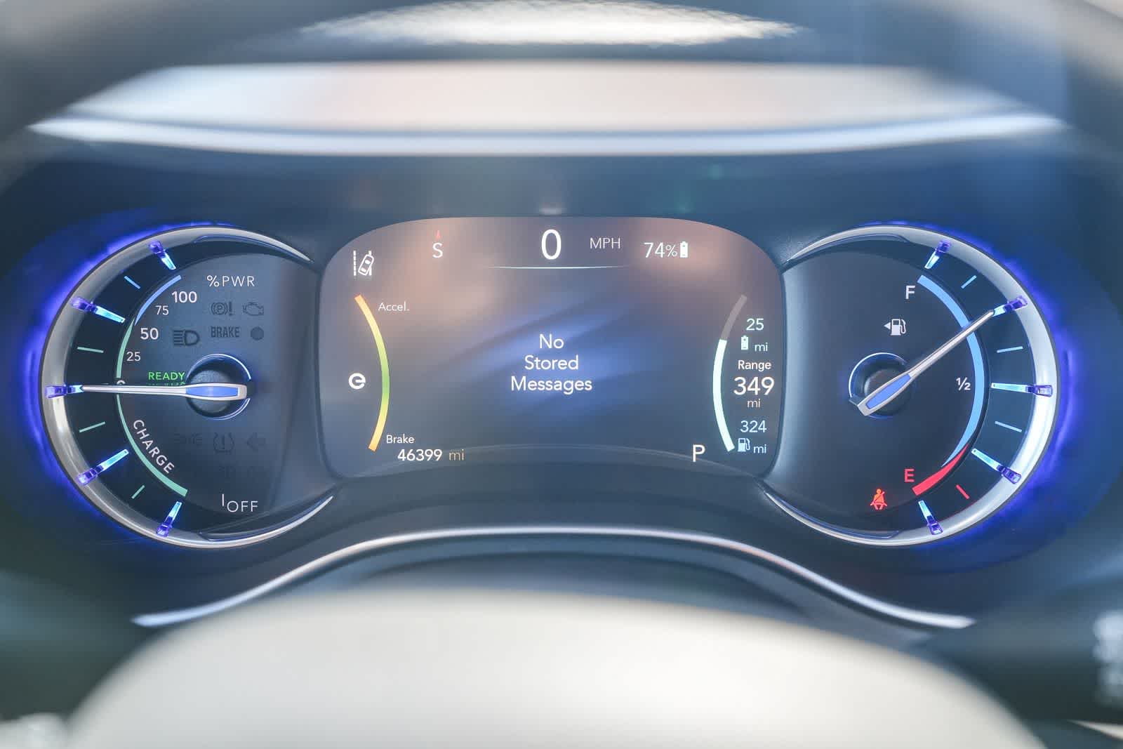 Thumbnail: 2020 Chrysler Pacifica - 18