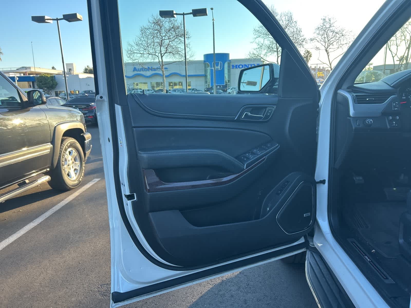 Thumbnail: 2018 GMC Yukon - 25