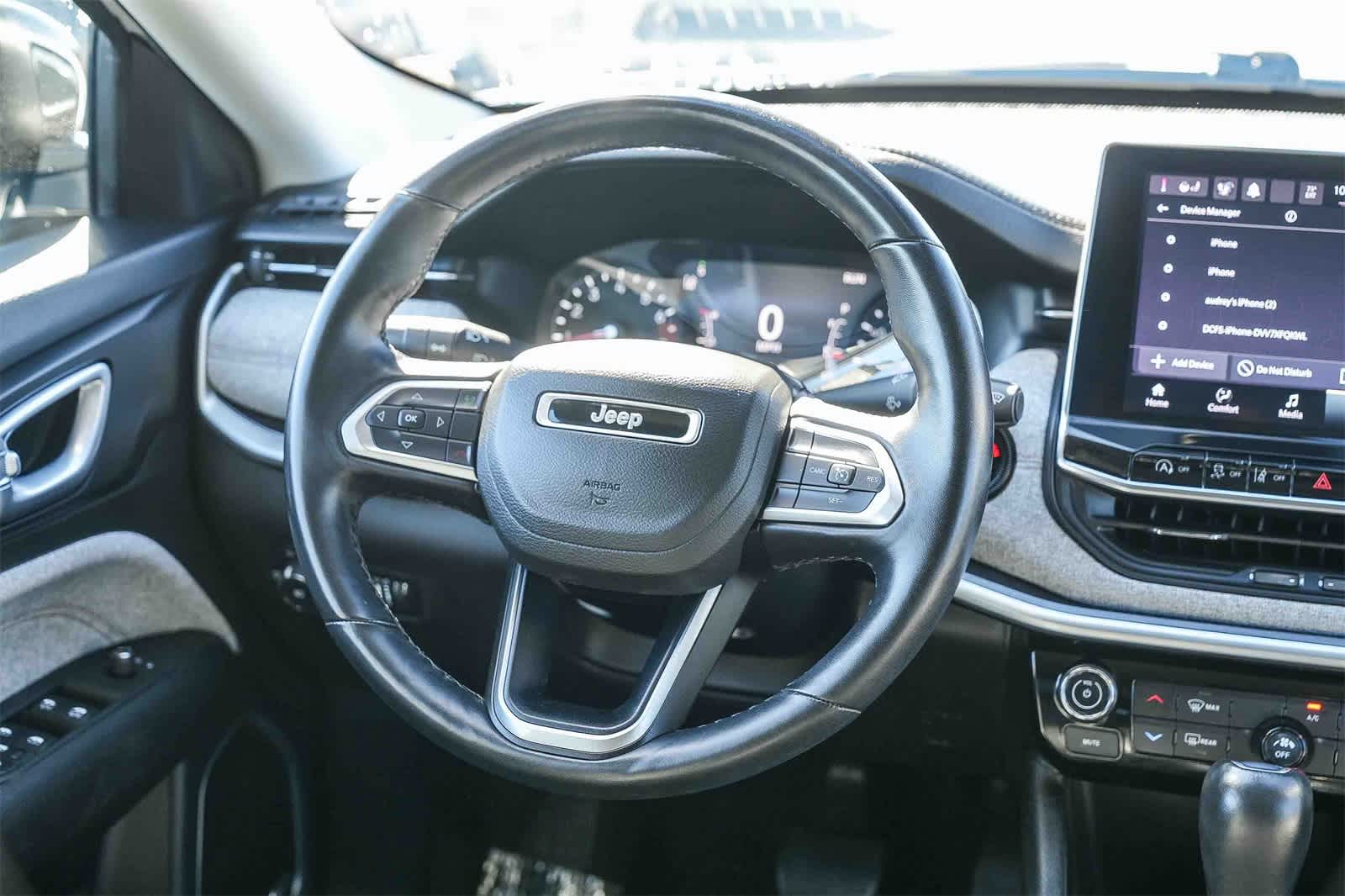 Thumbnail: 2022 Jeep Compass - 13