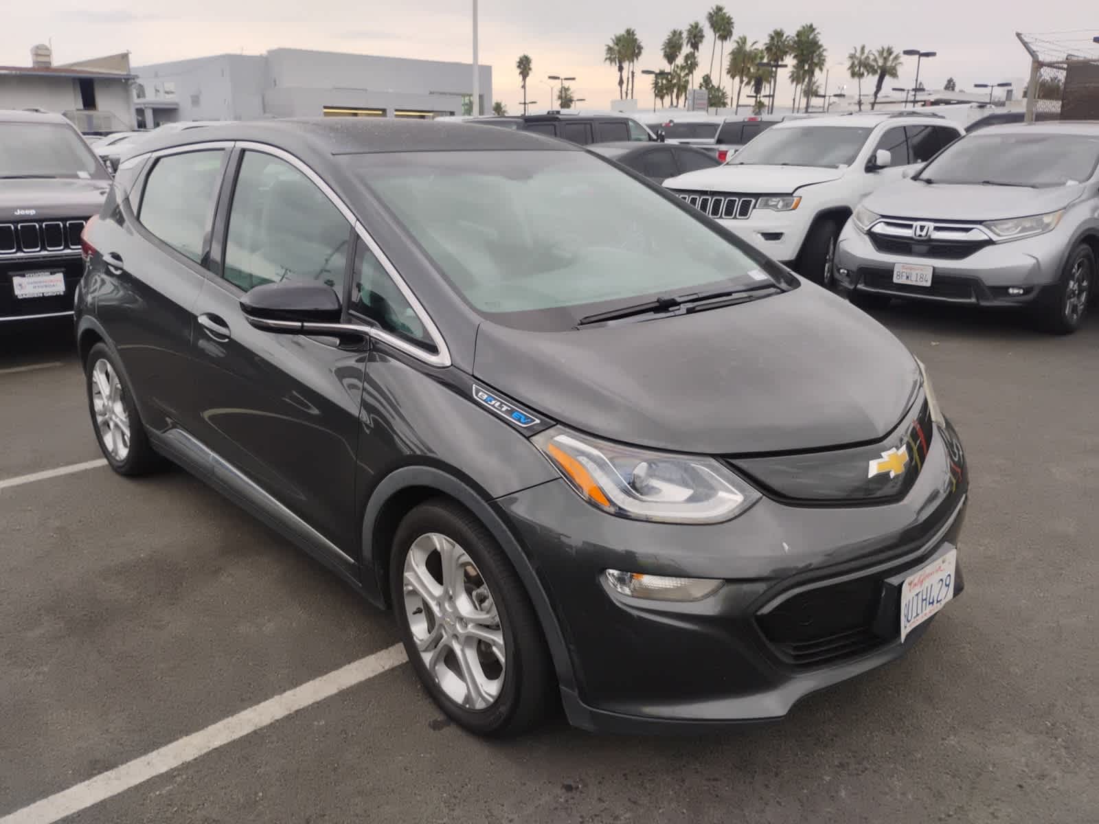 Thumbnail: 2017 Chevrolet Bolt EV - 5