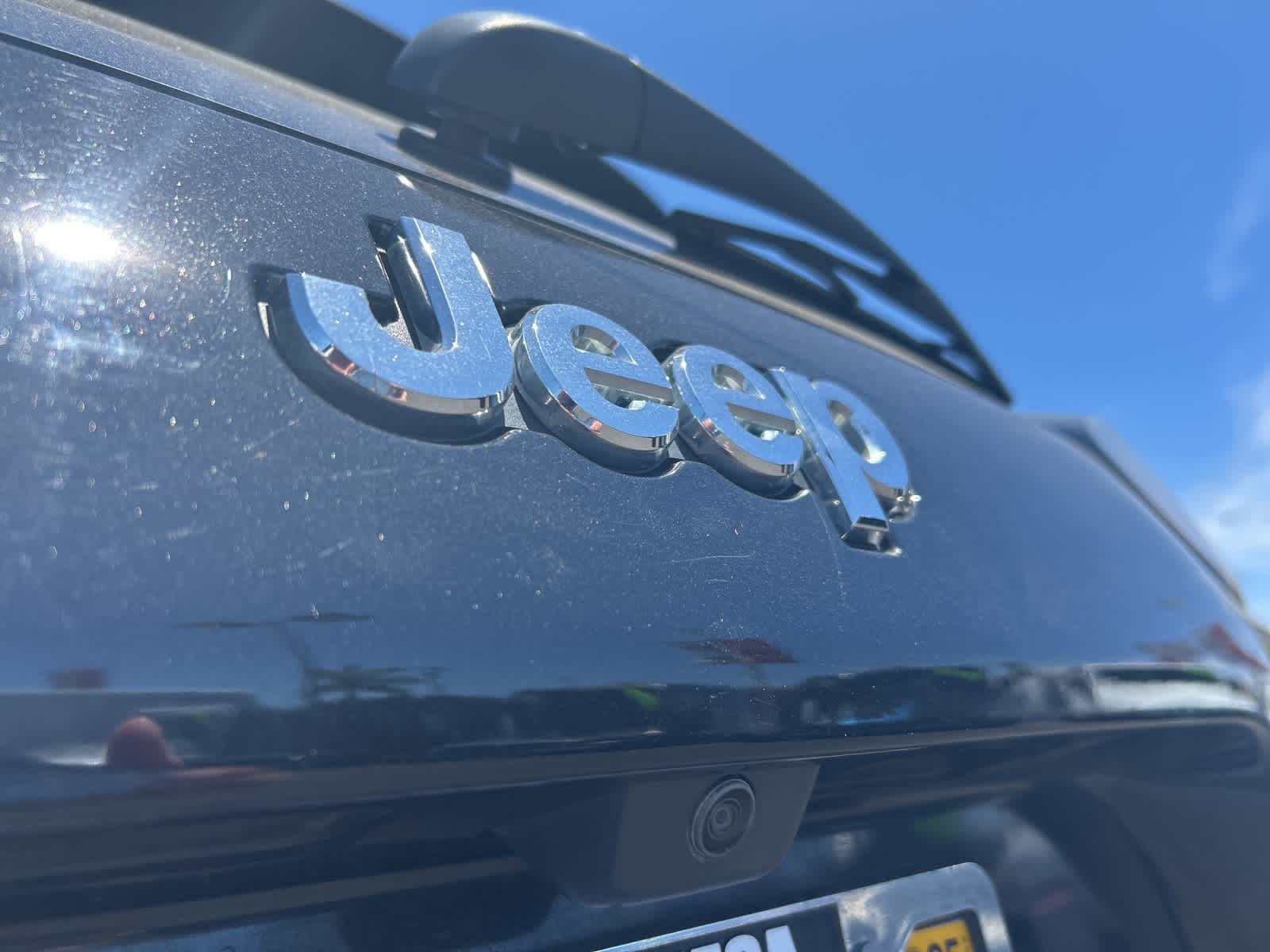 Thumbnail: 2022 Jeep Cherokee - 19