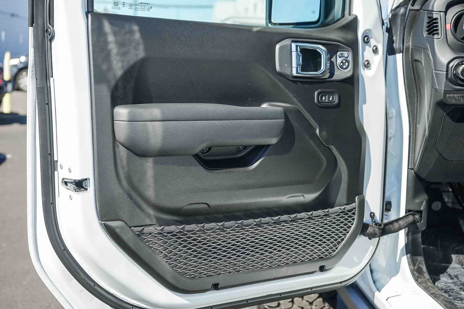 Thumbnail: 2026 Jeep Wrangler - 21