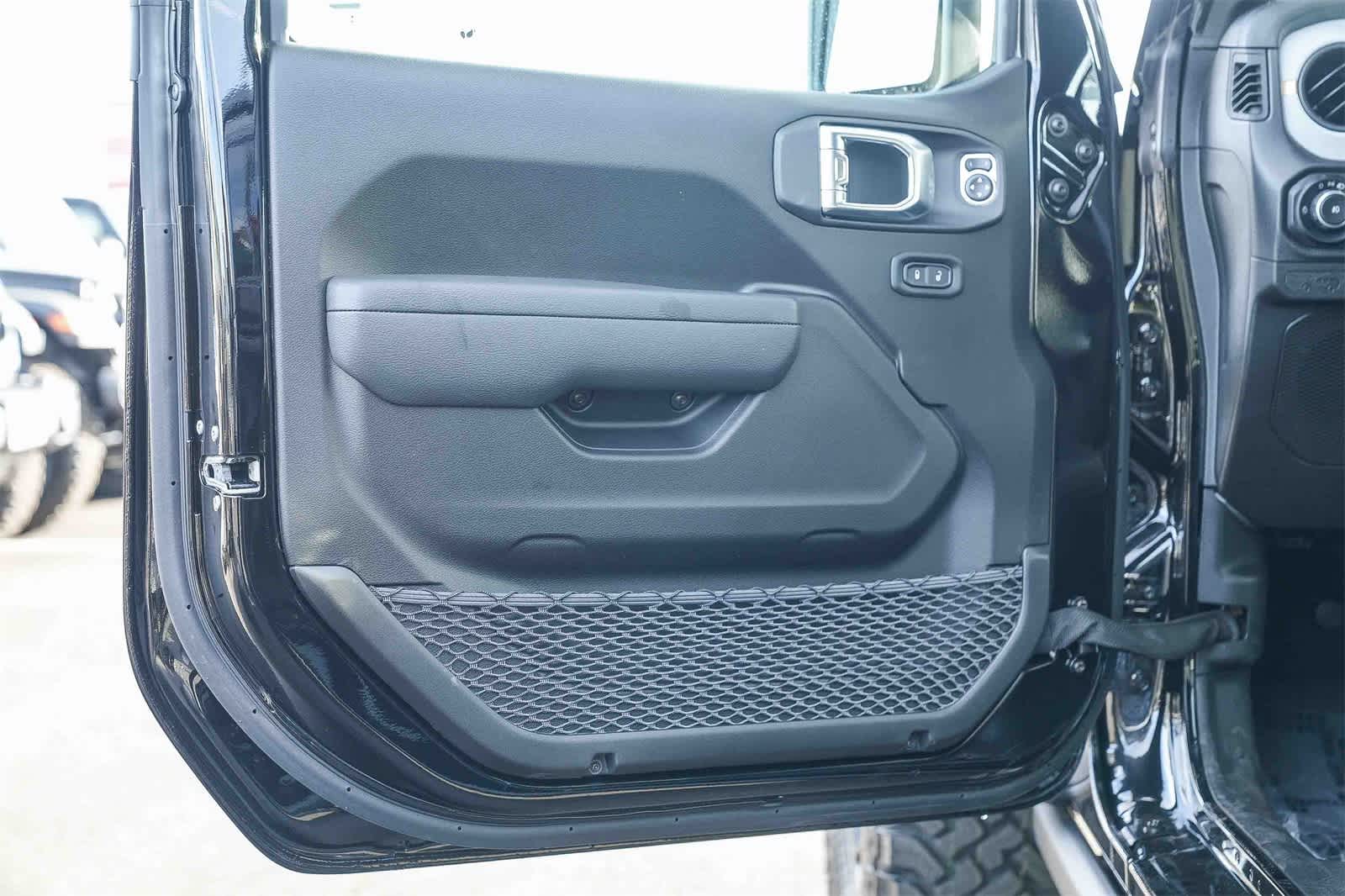 Thumbnail: 2026 Jeep Wrangler - 20