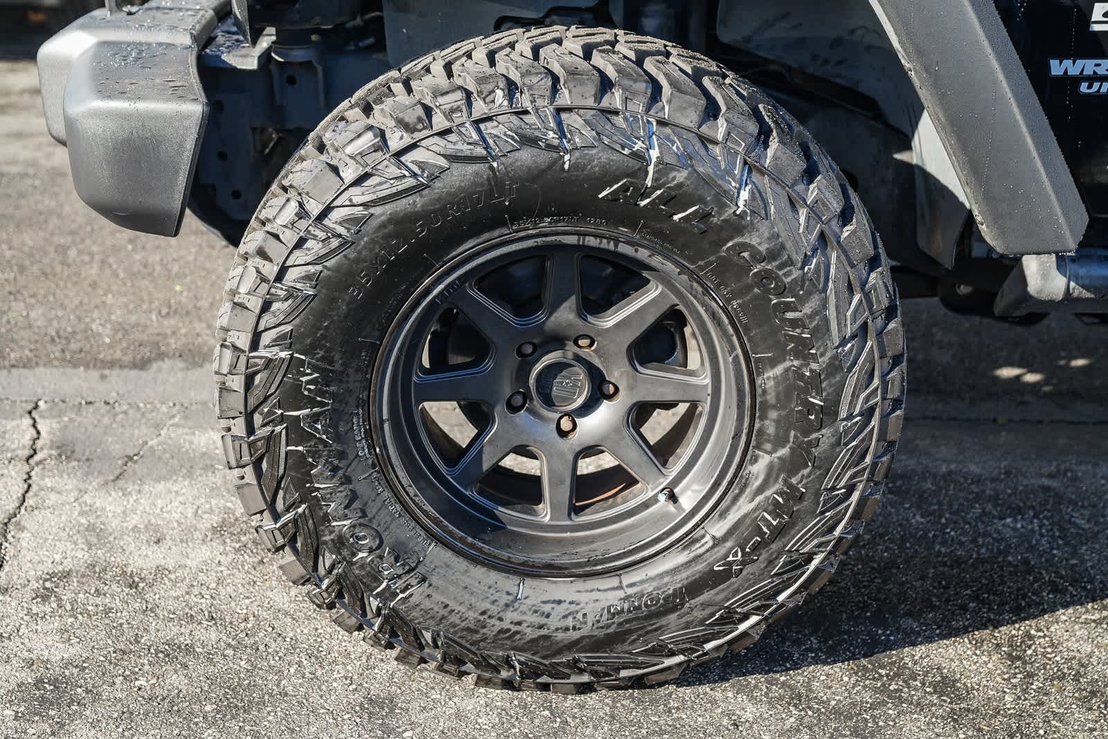 Thumbnail: 2017 Jeep Wrangler - 9