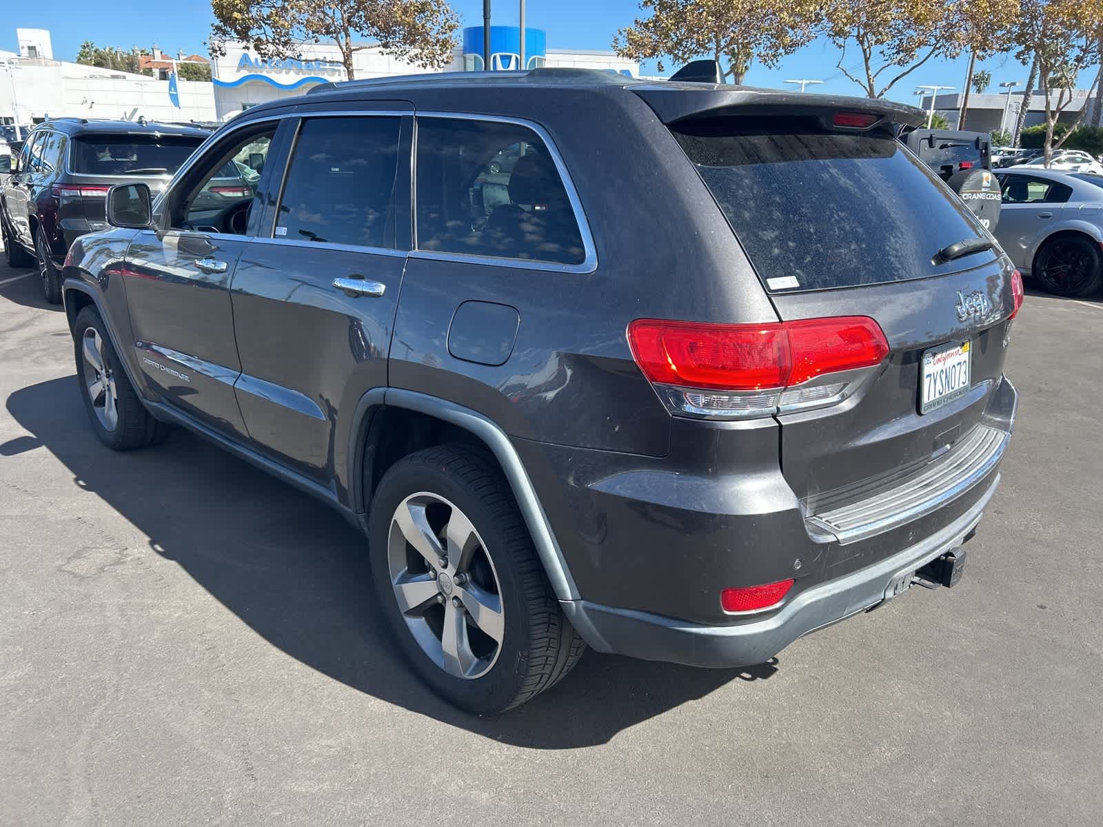 Thumbnail: 2015 Jeep Grand Cherokee - 4