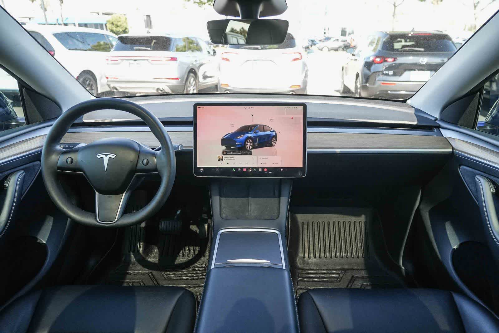 Thumbnail: 2023 Tesla Model Y - 12