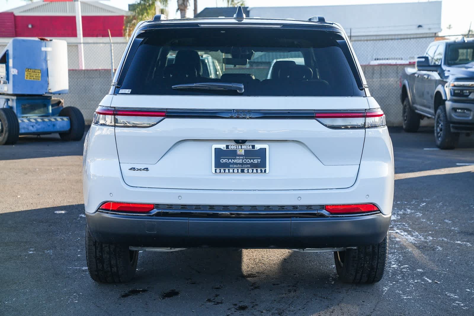 Thumbnail: 2025 Jeep Grand Cherokee - 5