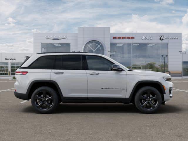 Thumbnail: 2025 Jeep Grand Cherokee - 24
