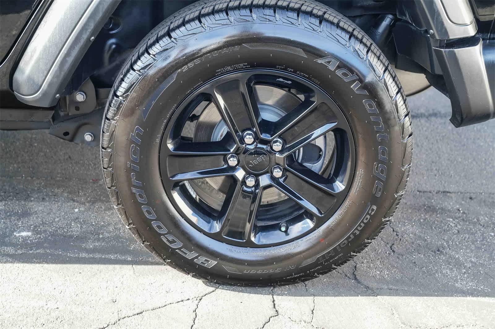 Thumbnail: 2021 Jeep Wrangler - 10