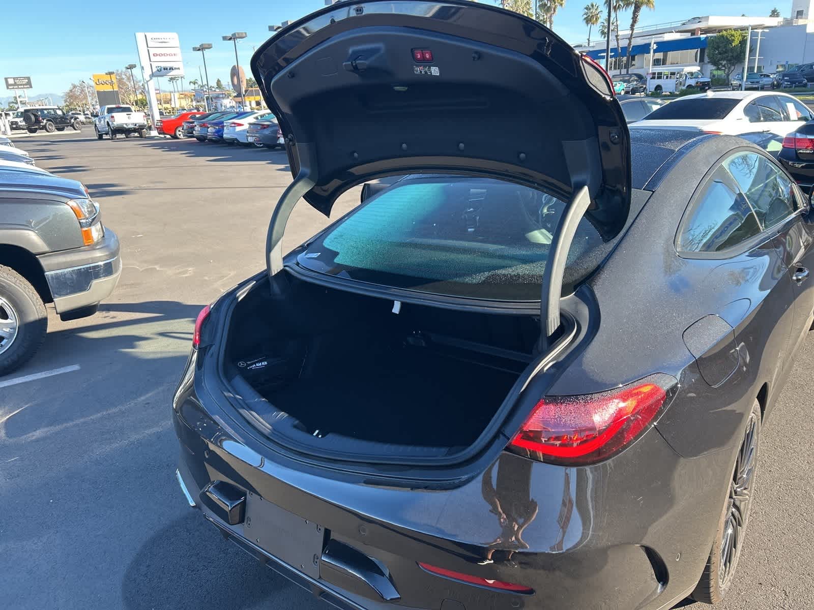 Thumbnail: 2025 Mercedes-Benz CLE - 24