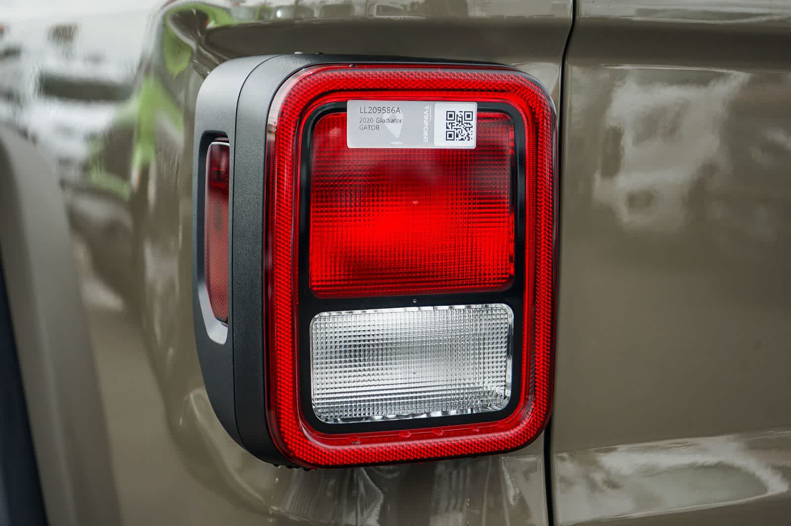 Thumbnail: 2020 Jeep Gladiator - 7