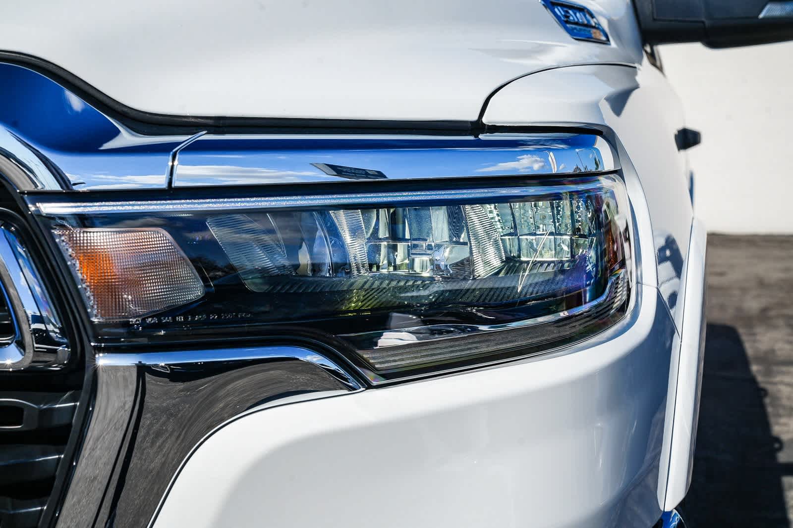 Thumbnail: 2026 RAM 1500 - 8