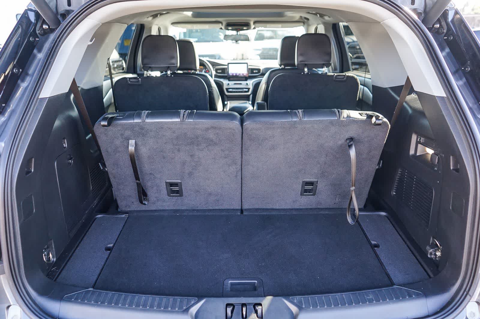 Thumbnail: 2022 Ford Explorer - 23