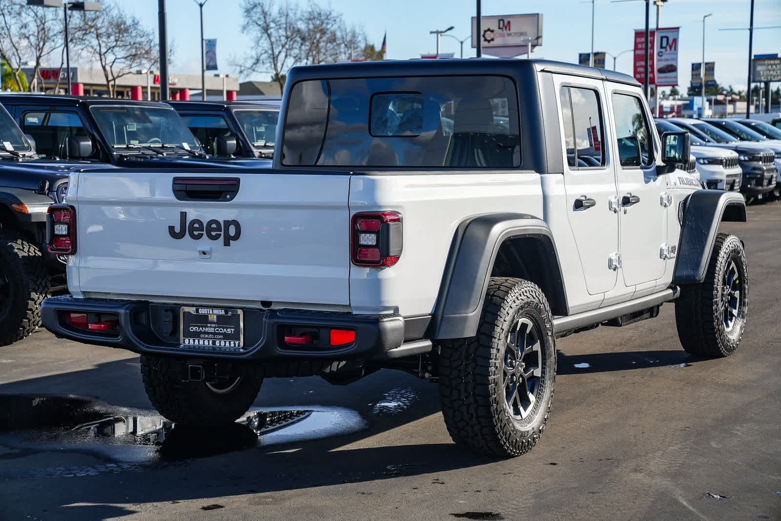 Thumbnail: 2026 Jeep Gladiator - 4
