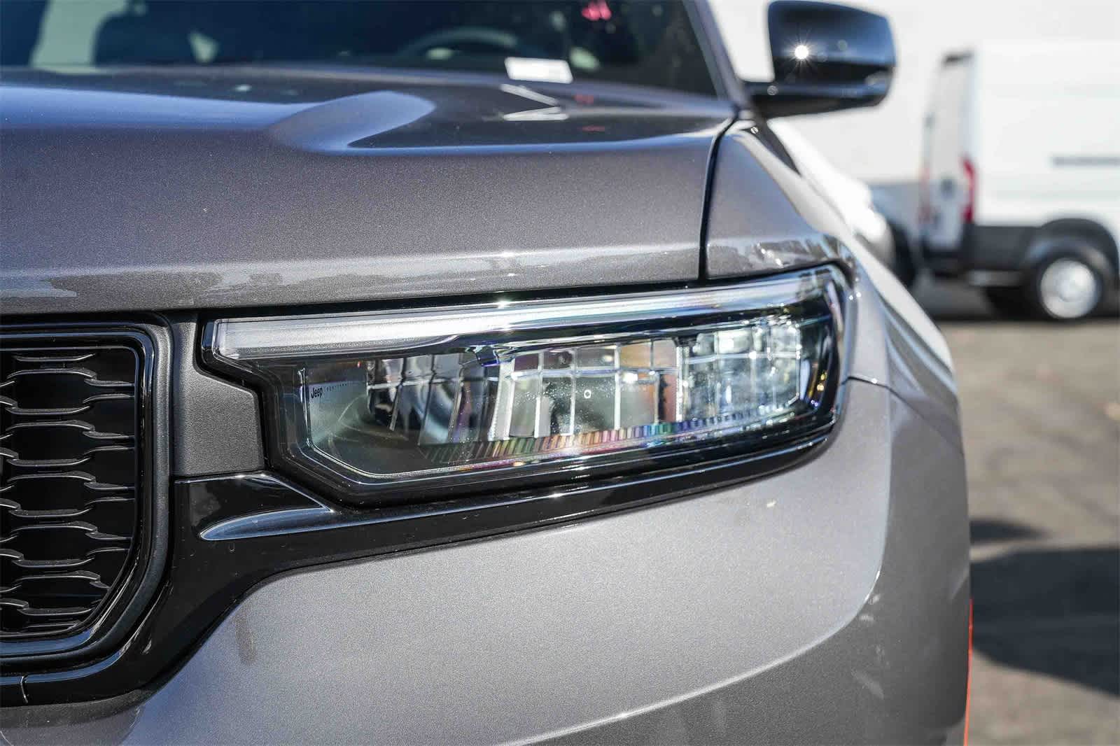 Thumbnail: 2025 Jeep Grand Cherokee L - 8