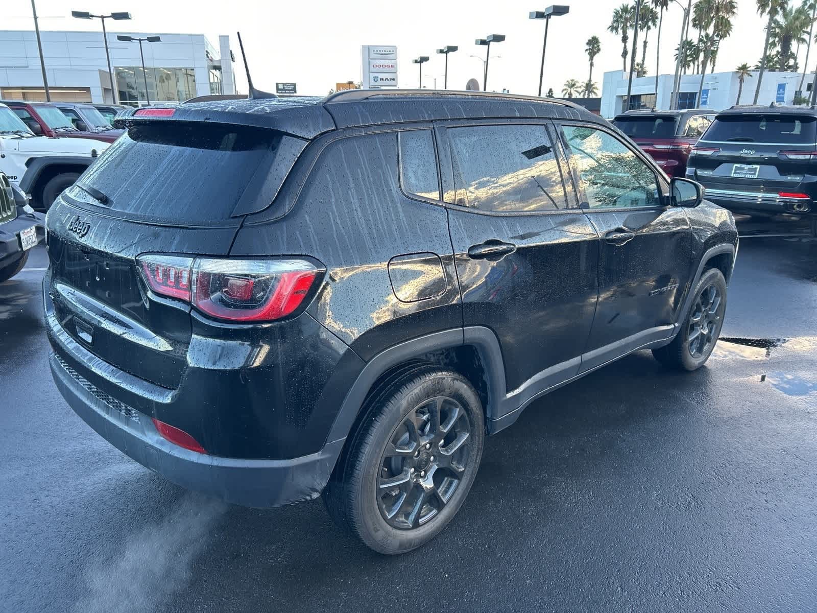 Thumbnail: 2023 Jeep Compass - 6