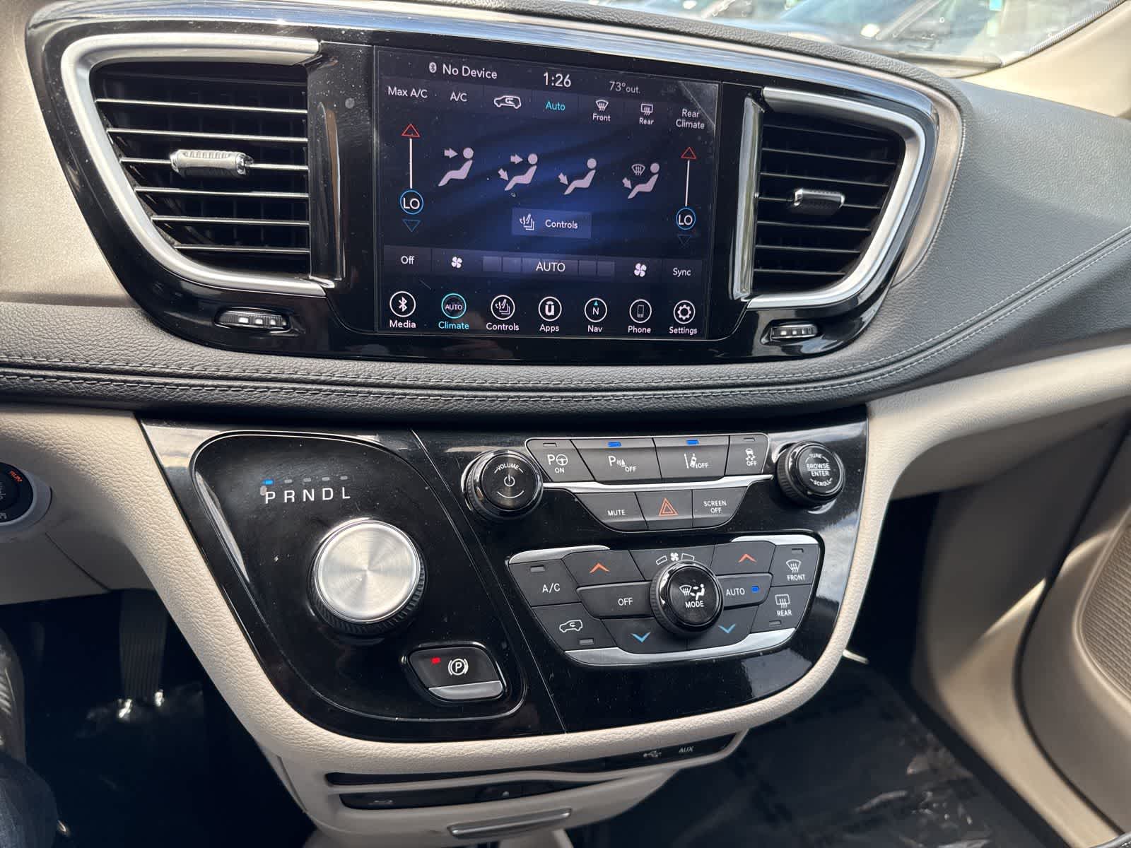Thumbnail: 2019 Chrysler Pacifica - 13