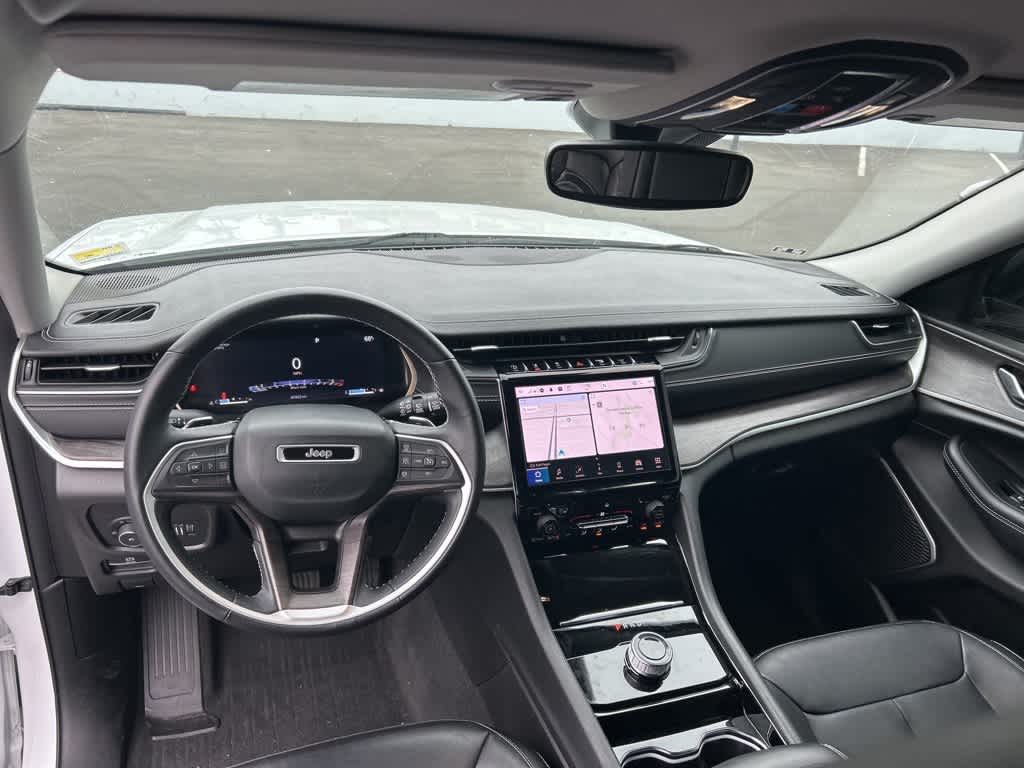 Thumbnail: 2022 Jeep Grand Cherokee - 20