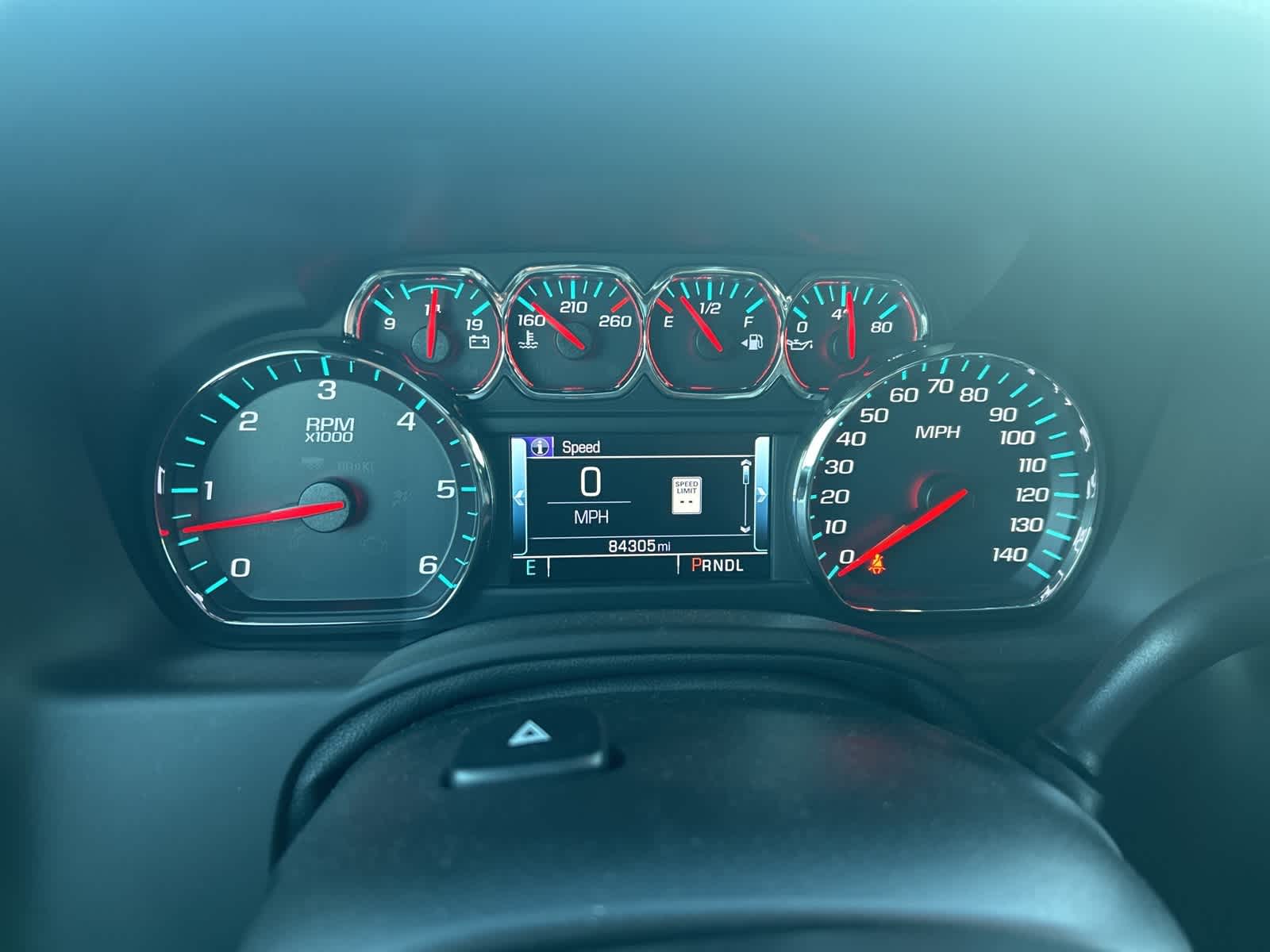 Thumbnail: 2018 GMC Yukon - 41