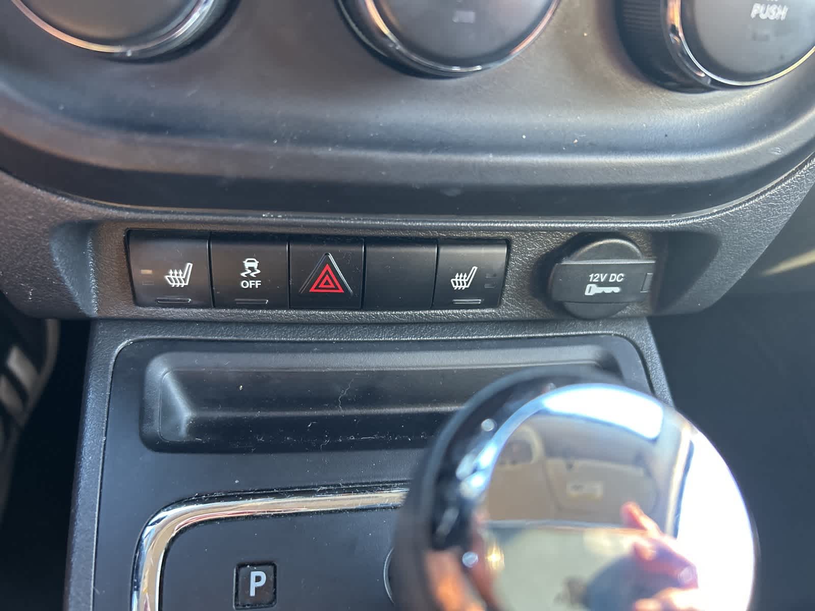 Thumbnail: 2015 Jeep Compass - 25