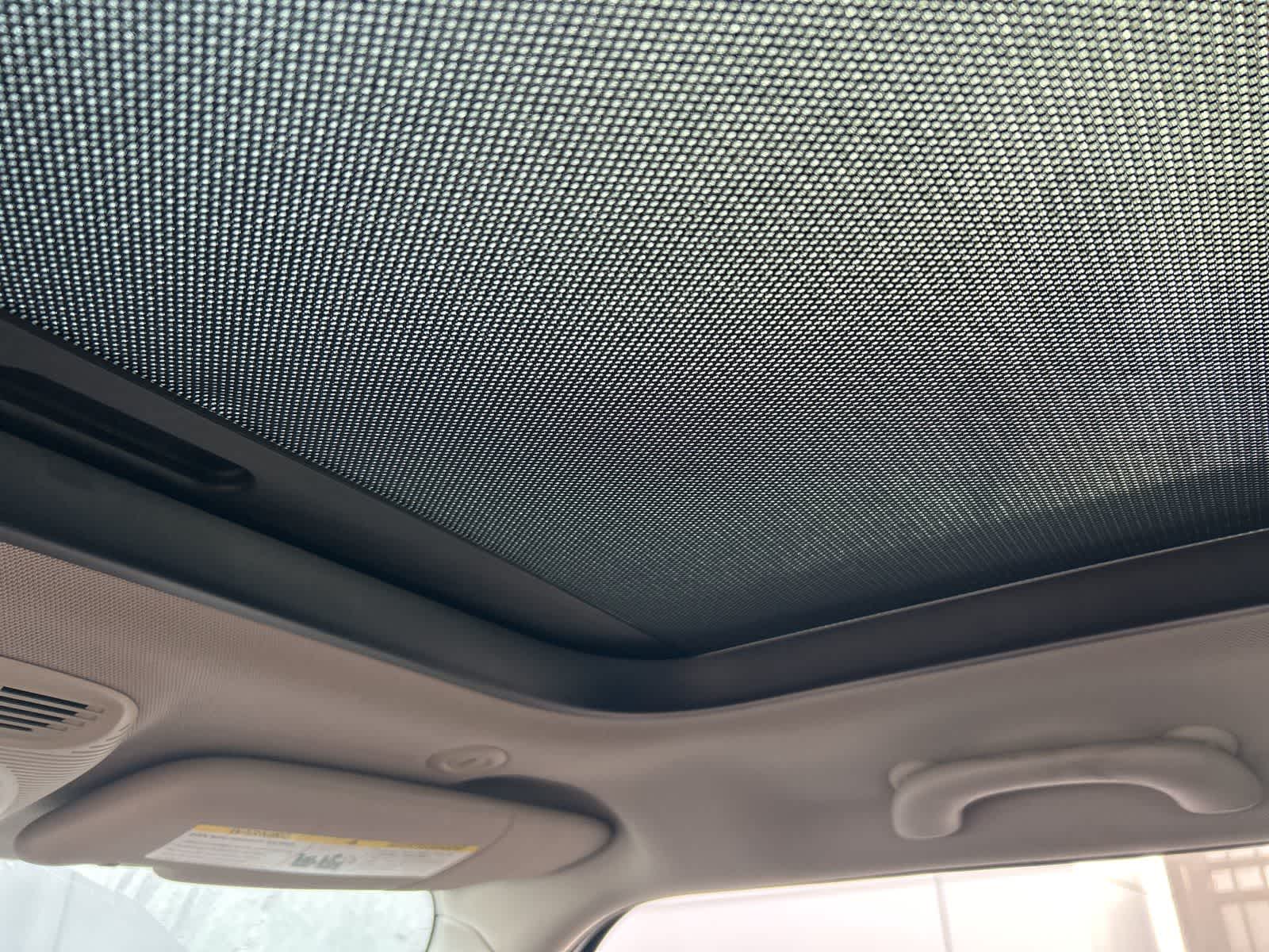 Thumbnail: 2017 MINI Cooper Hardtop - 33