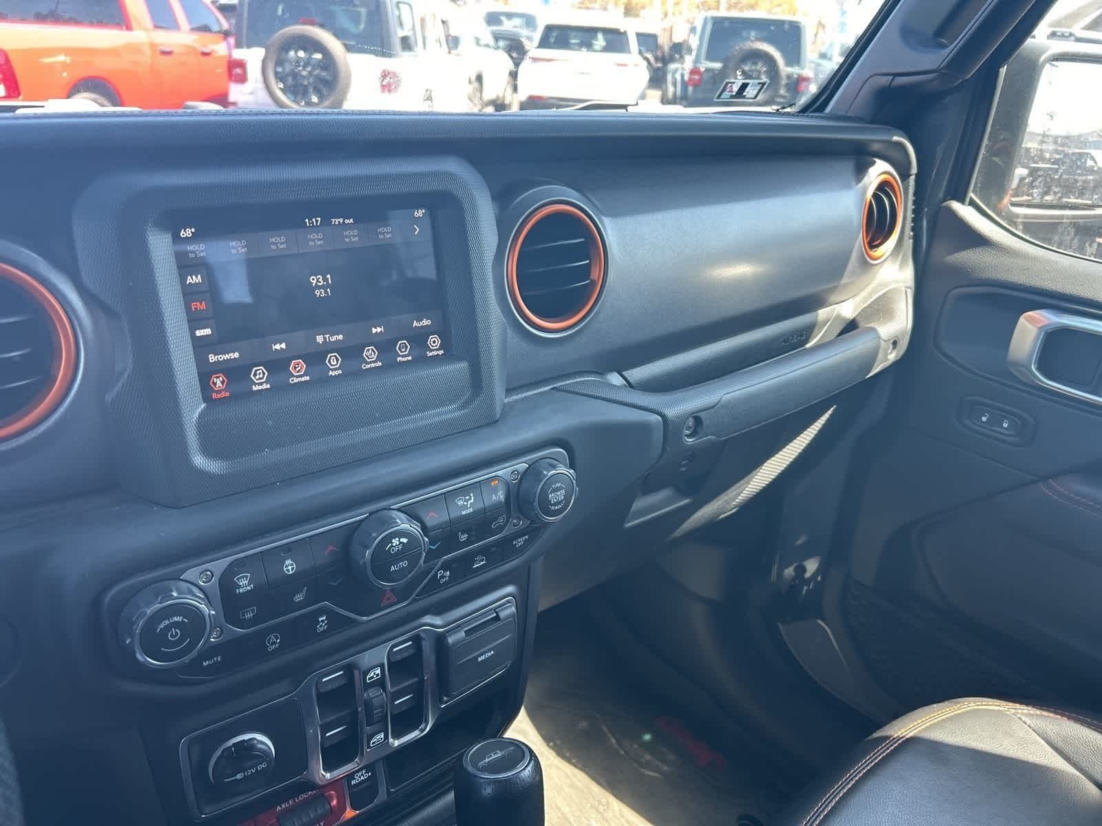 Thumbnail: 2021 Jeep Gladiator - 37