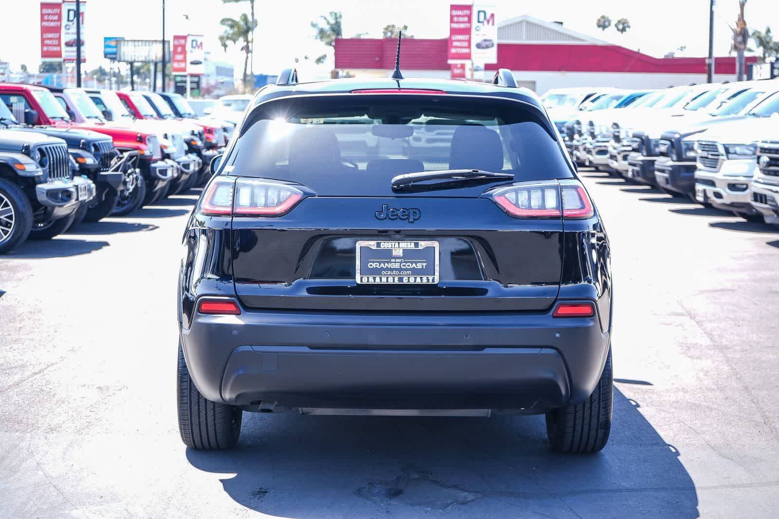 Thumbnail: 2021 Jeep Cherokee - 6