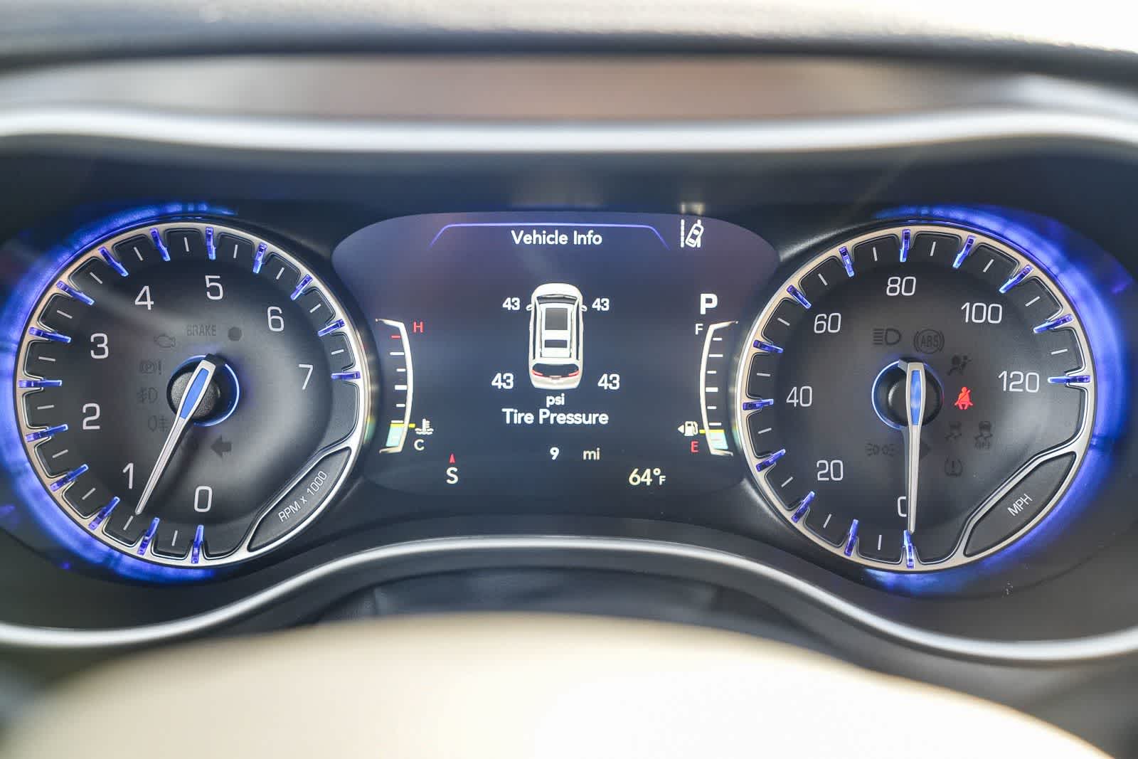 Thumbnail: 2026 Chrysler Pacifica - 23