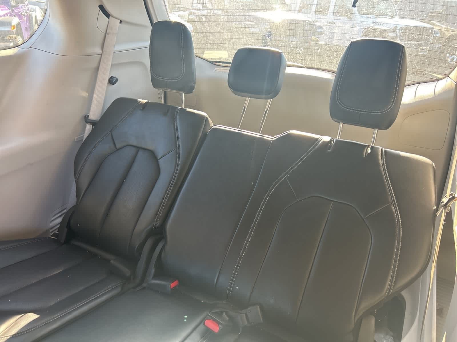 Thumbnail: 2024 Chrysler Pacifica - 20