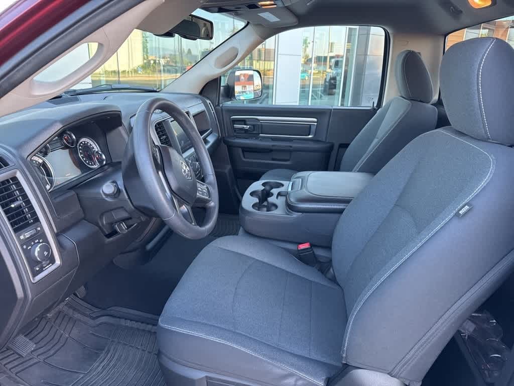 Thumbnail: 2022 RAM 1500 Classic - 8