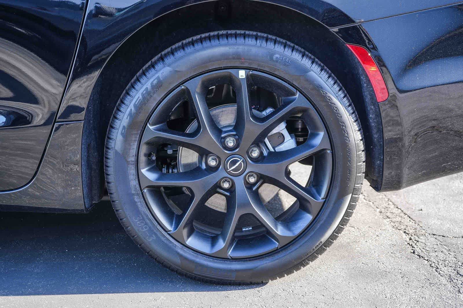Thumbnail: 2026 Chrysler Pacifica - 10