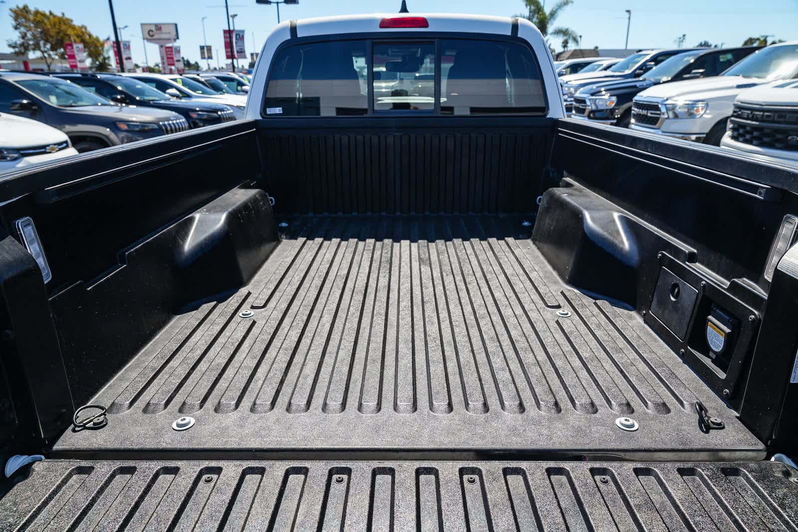 Thumbnail: 2022 Toyota Tacoma - 23