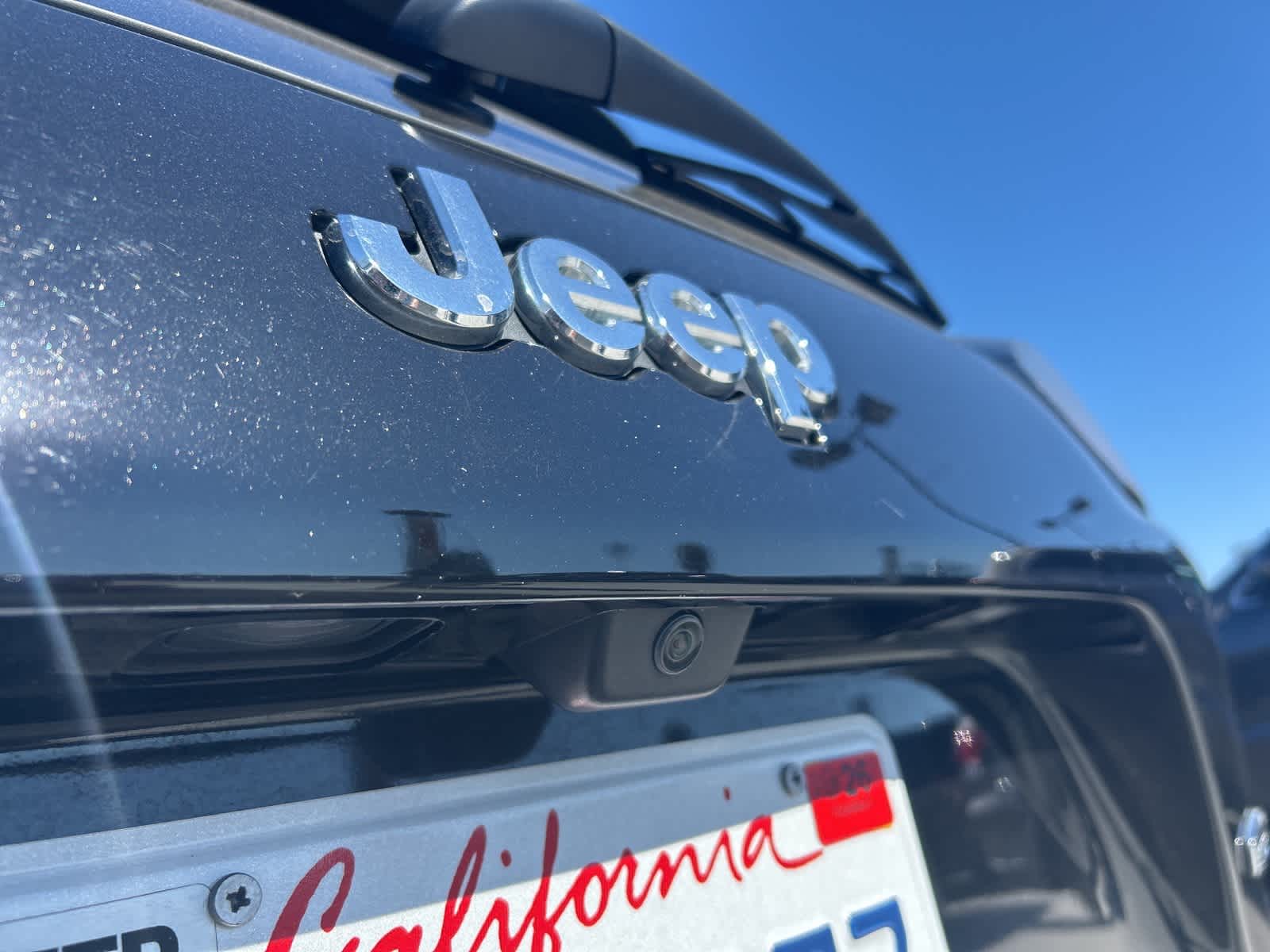 Thumbnail: 2022 Jeep Cherokee - 18