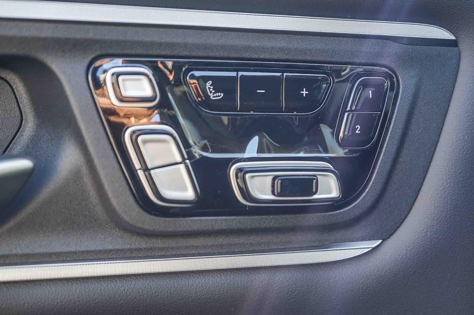 Thumbnail: 2026 RAM 1500 - 22