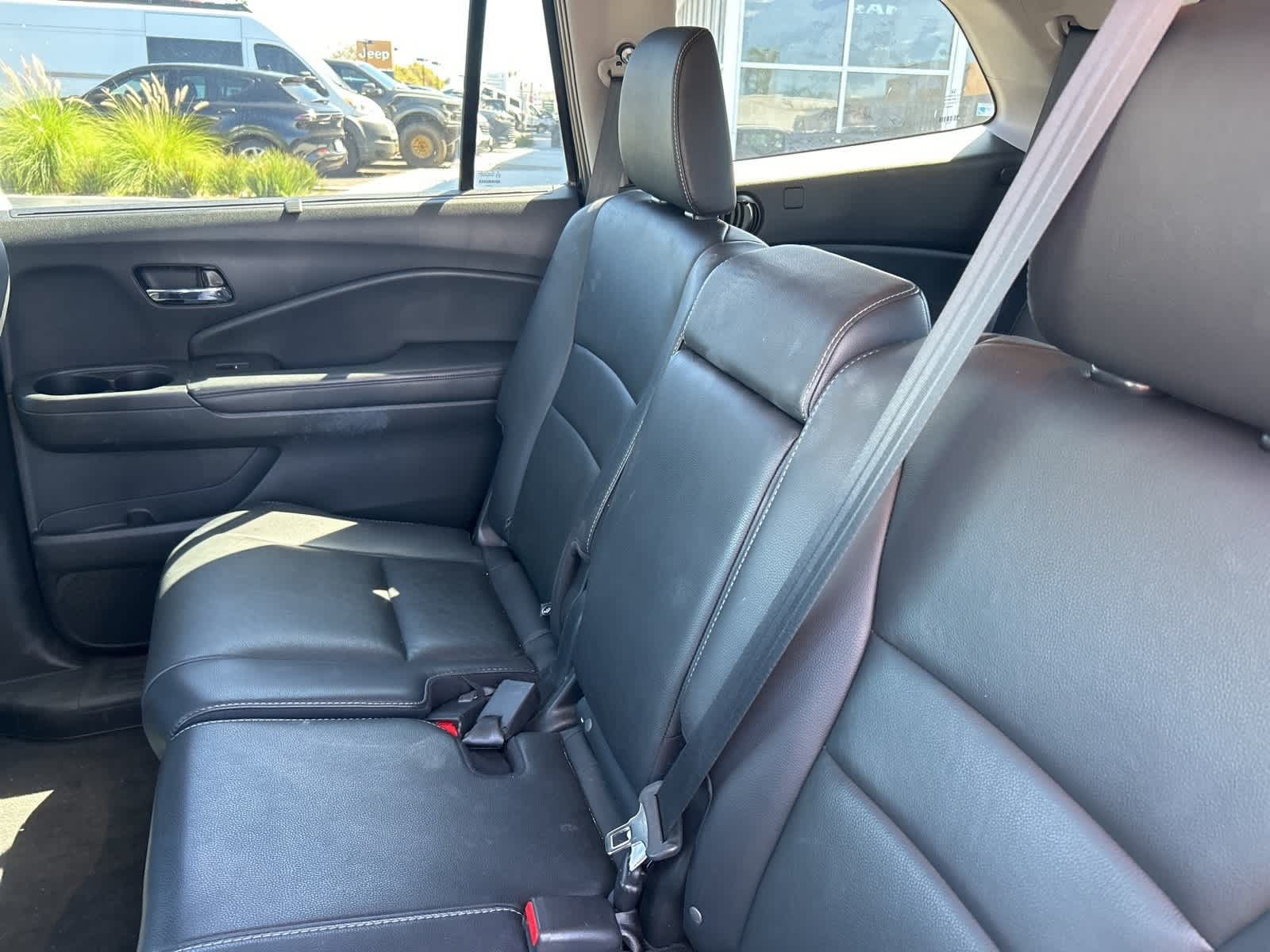 Thumbnail: 2019 Honda Pilot - 20