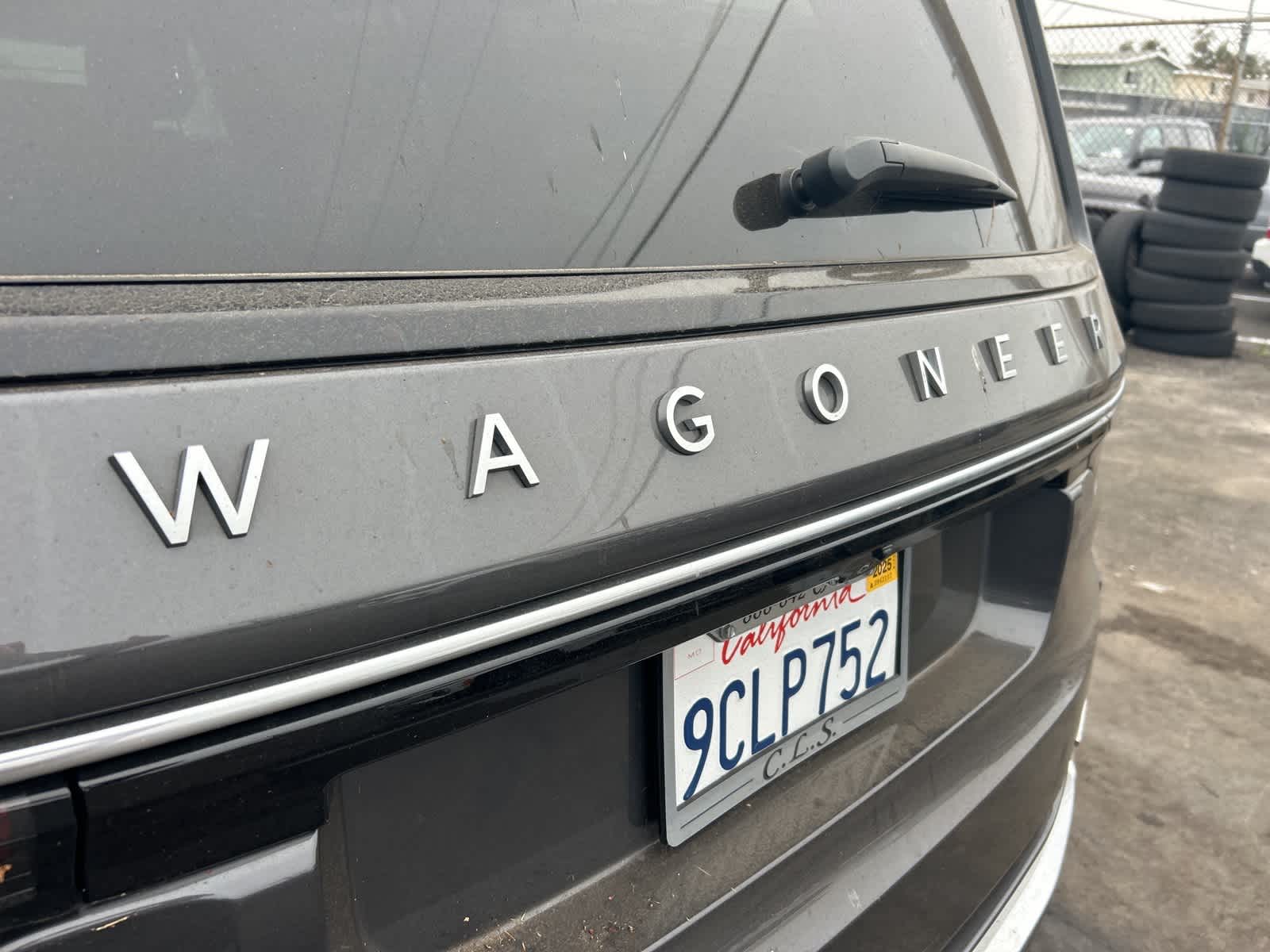 Thumbnail: 2022 Jeep Wagoneer - 5