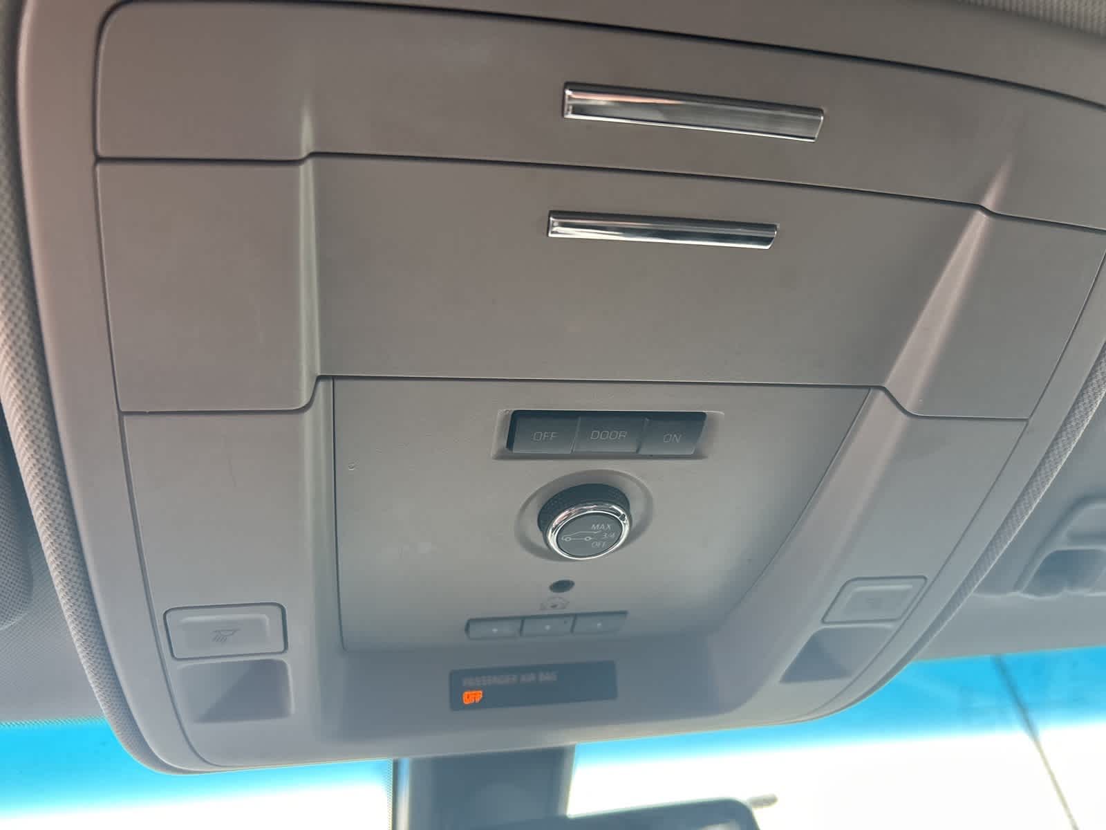Thumbnail: 2019 GMC Yukon - 35