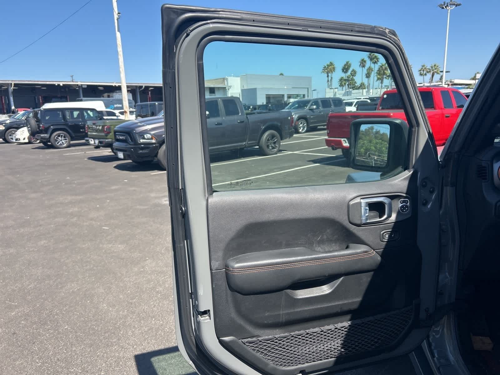 Thumbnail: 2021 Jeep Gladiator - 20