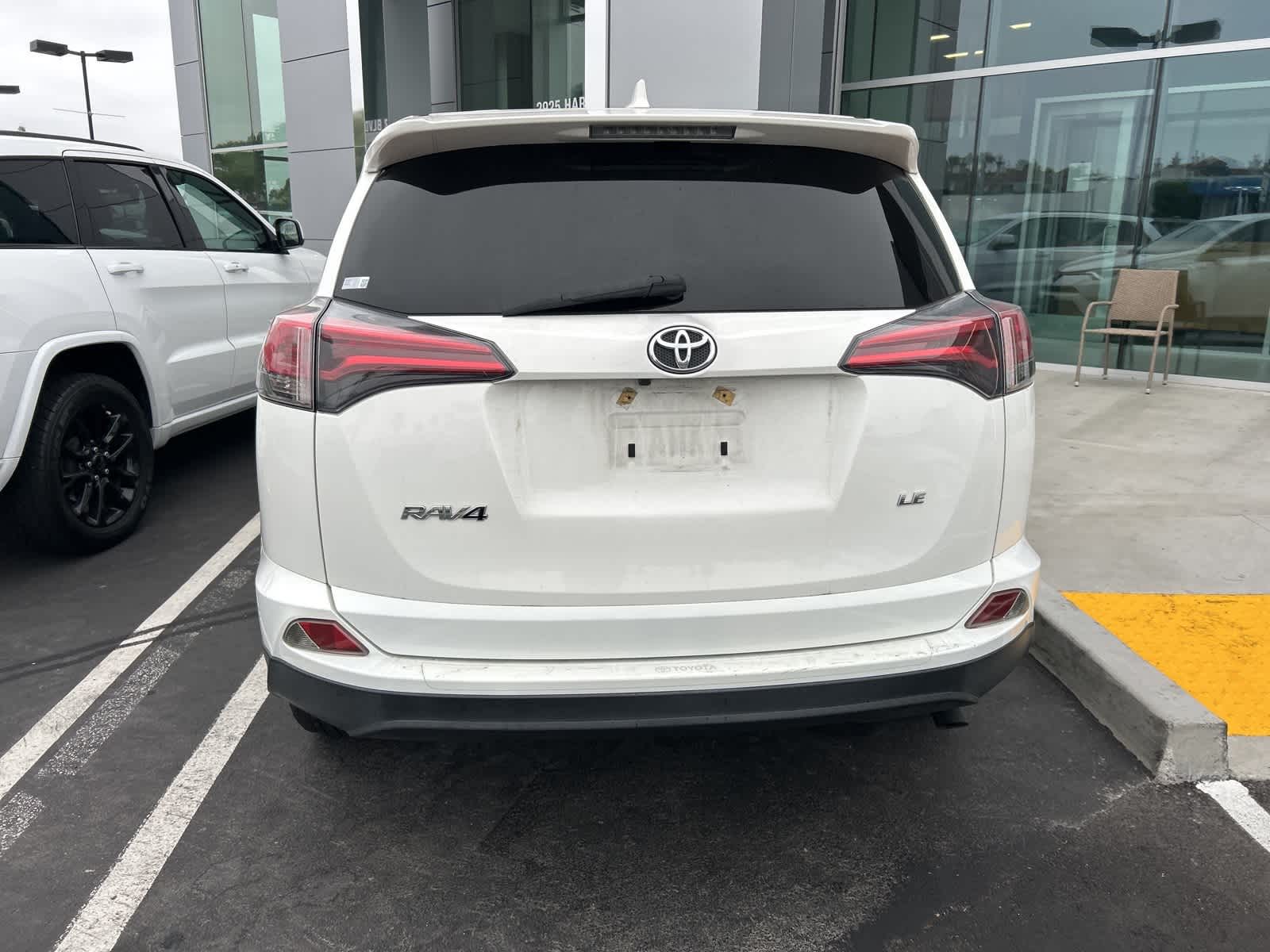 Thumbnail: 2017 Toyota RAV4 - 3