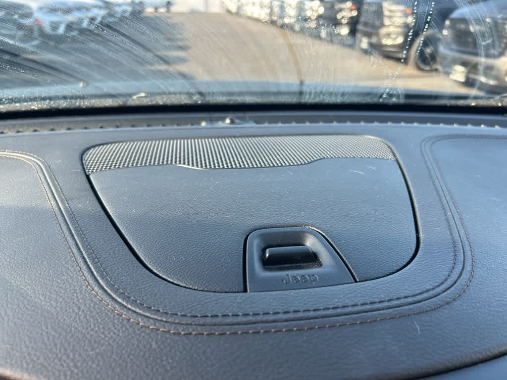 2019 Jeep Cherokee Limited Edition 24