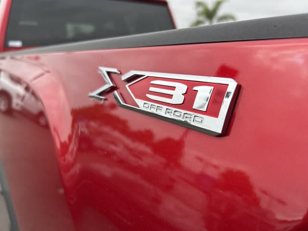 Thumbnail: 2022 GMC Sierra 2500 - 17