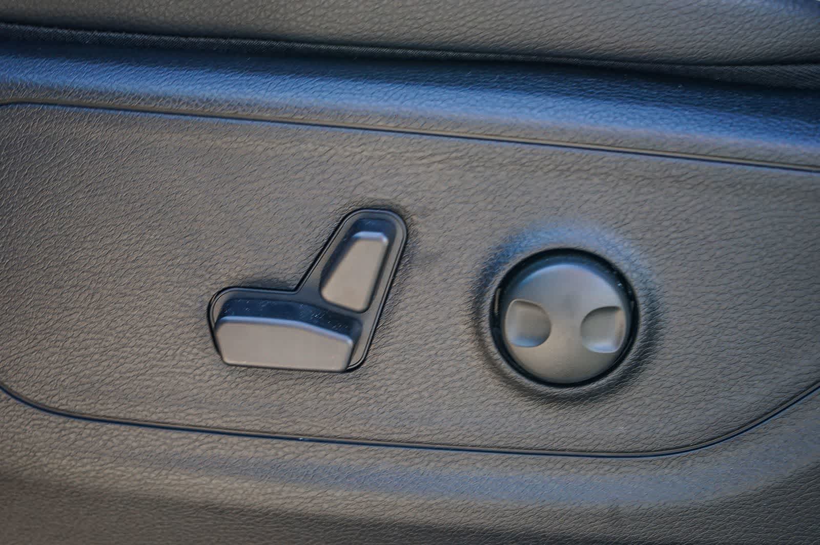 Thumbnail: 2026 RAM 1500 - 22