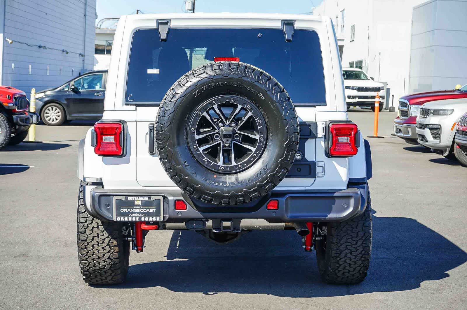 Thumbnail: 2026 Jeep Wrangler - 5