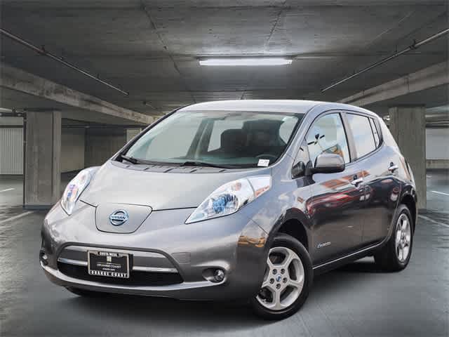 2014 Nissan Leaf SV -
                Costa Mesa, CA