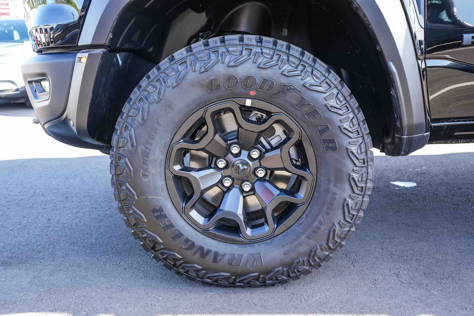 Thumbnail: 2026 RAM 1500 - 11