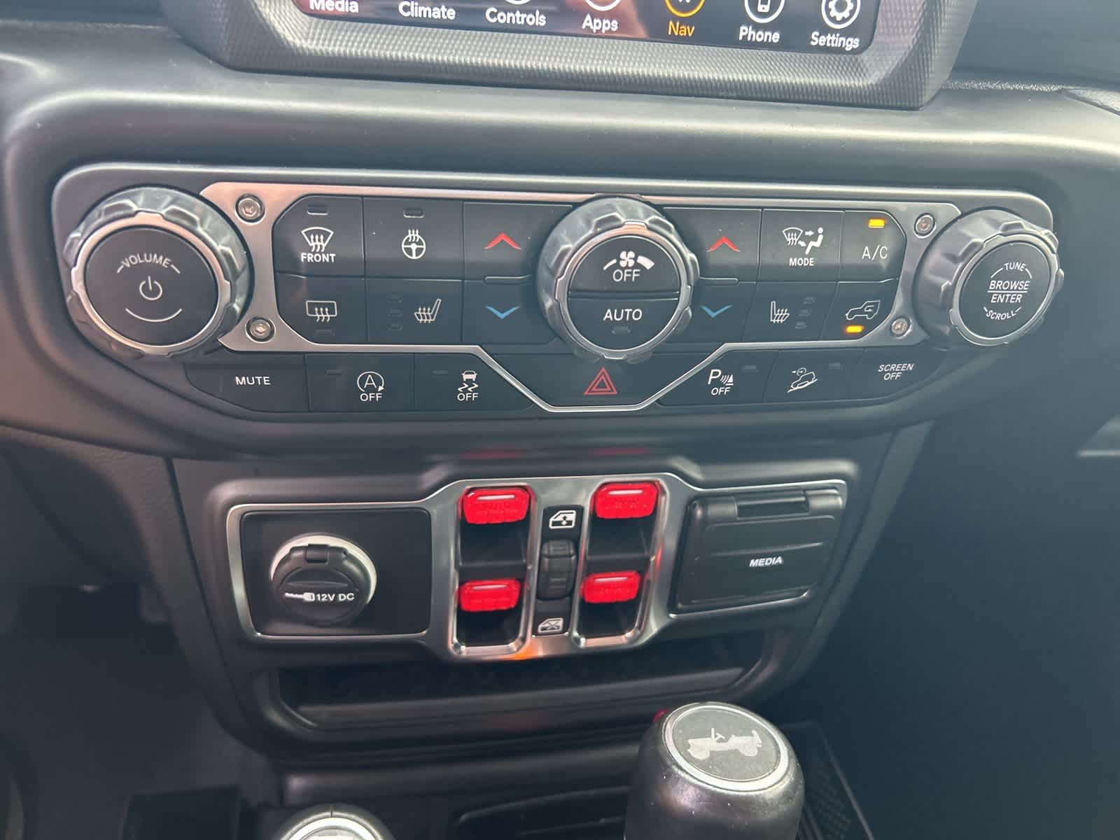 Thumbnail: 2020 Jeep Wrangler - 44