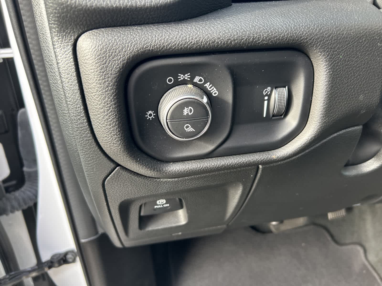 Thumbnail: 2023 RAM 1500 - 25